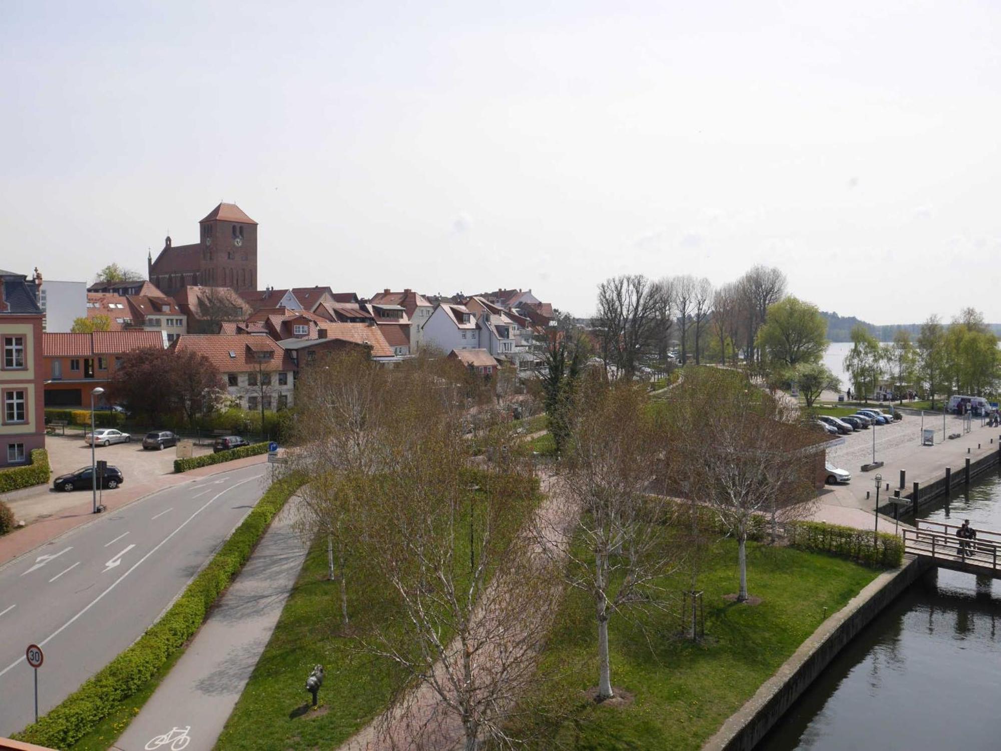 Kietzspeicher App 21 Waren  Exterior photo
